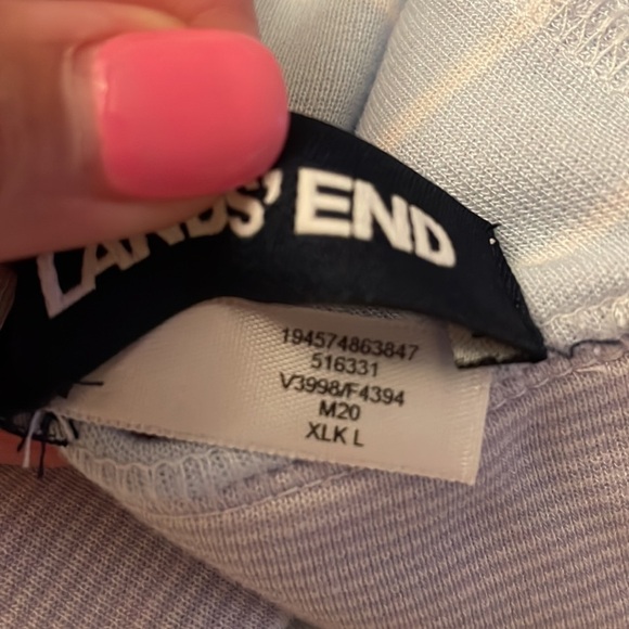 LAND’S END Women’s striped RELAXED FIT  REVERSIBLE TOP.  SIZE LARGE - Picture 13 of 16